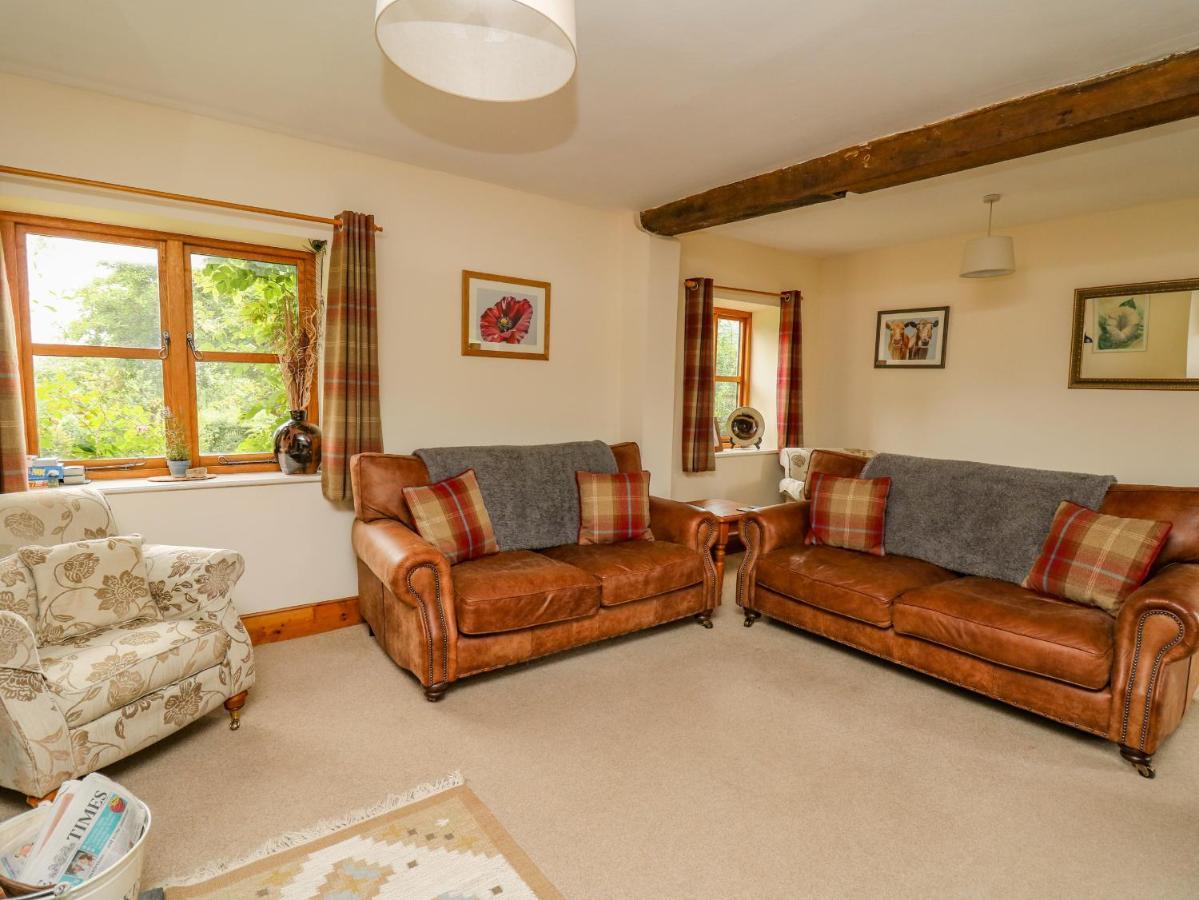 Byrdir Cottage Llanwrthwl ภายนอก รูปภาพ