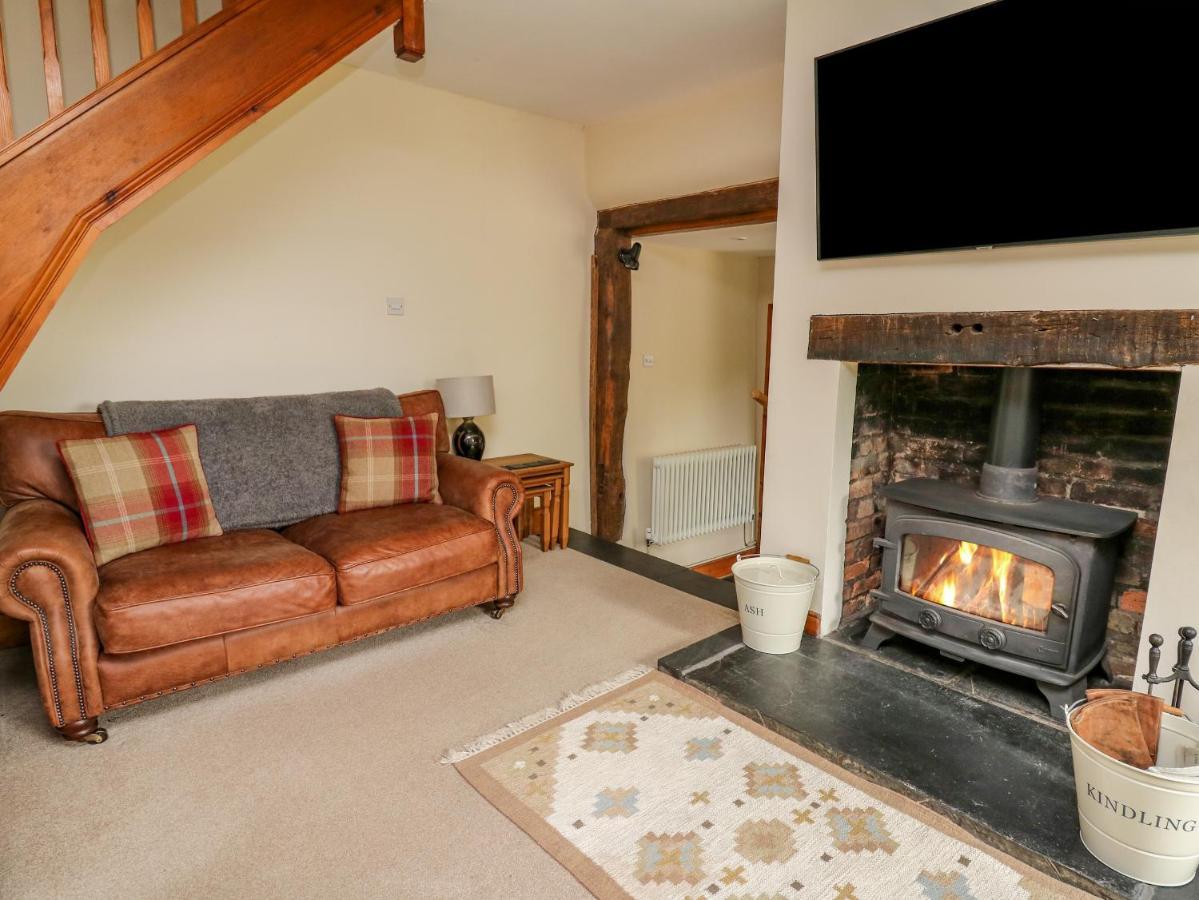 Byrdir Cottage Llanwrthwl ภายนอก รูปภาพ