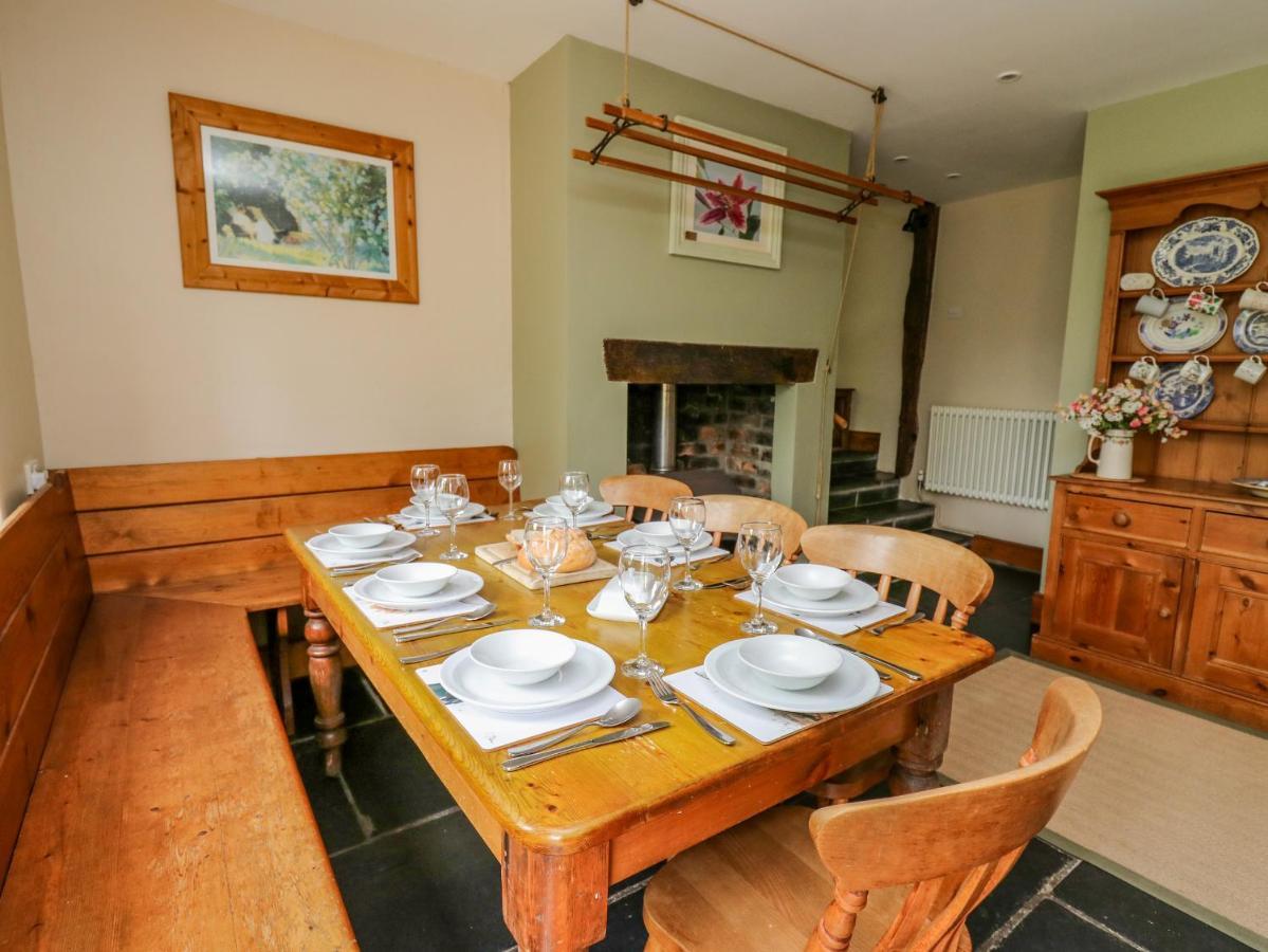 Byrdir Cottage Llanwrthwl ภายนอก รูปภาพ