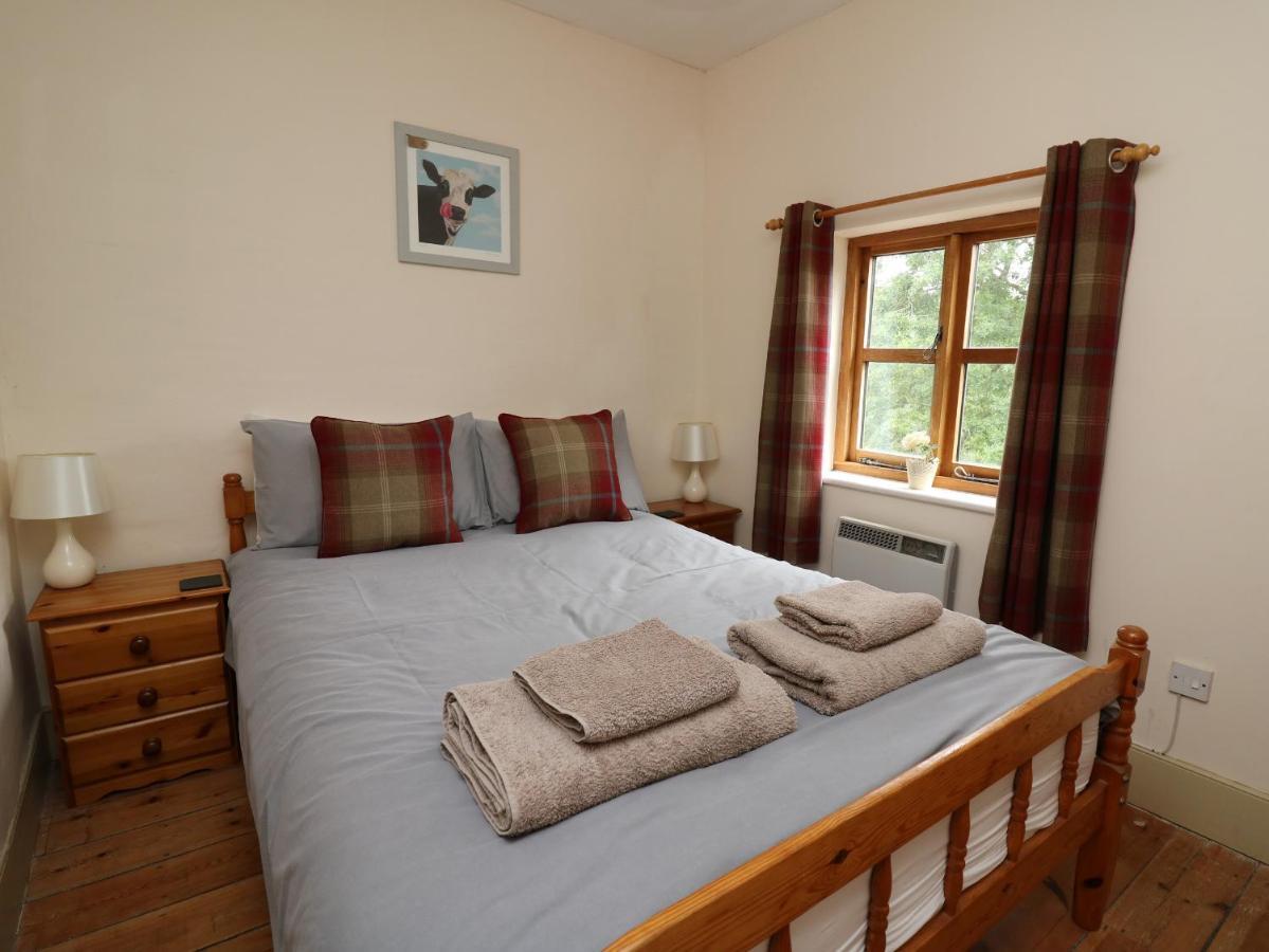 Byrdir Cottage Llanwrthwl ภายนอก รูปภาพ
