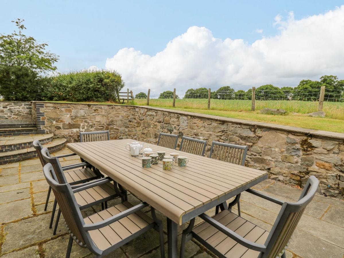 Byrdir Cottage Llanwrthwl ภายนอก รูปภาพ